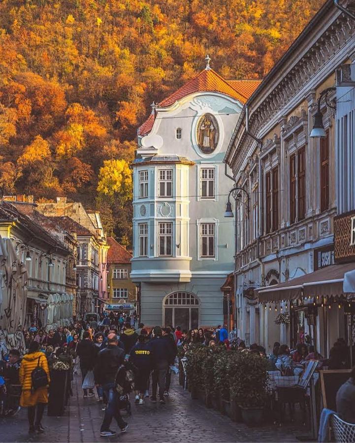 Eduard Central Weiss Braşov Buitenkant foto